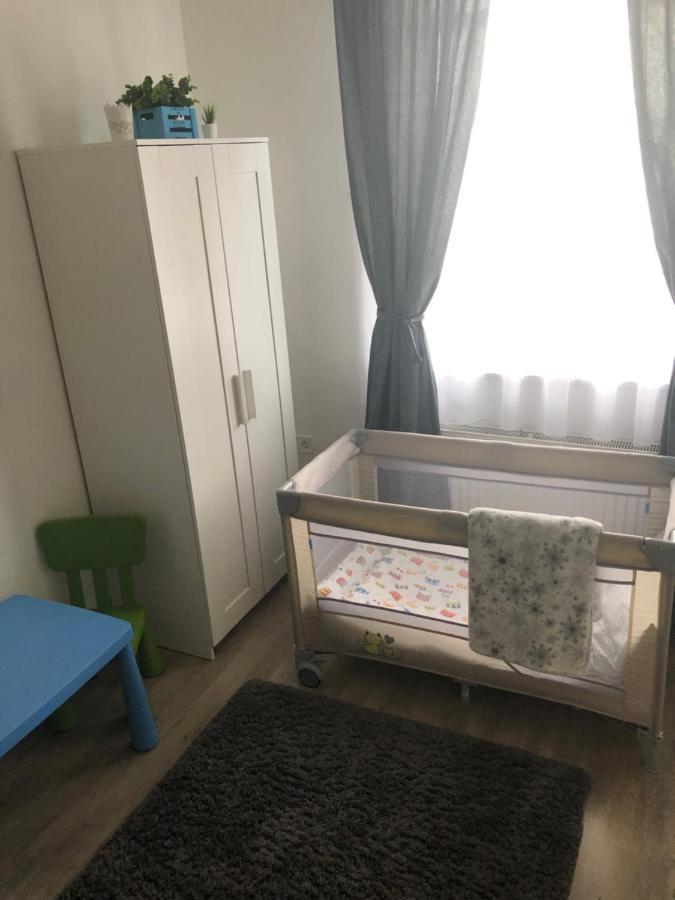 Katus Apartman Apartment Eger Exterior photo